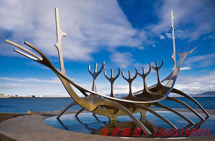 不銹鋼恐龍抽象 海邊景觀雕塑 不銹鋼恐龍抽象 海邊景觀雕塑