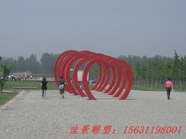 不銹鋼心形拱門，公園景觀雕塑