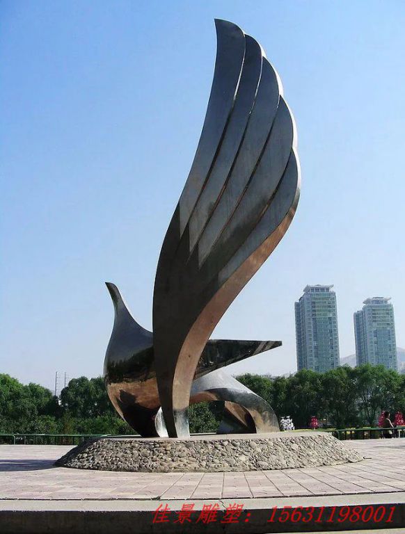 不銹鋼雕塑是怎樣制作安裝的