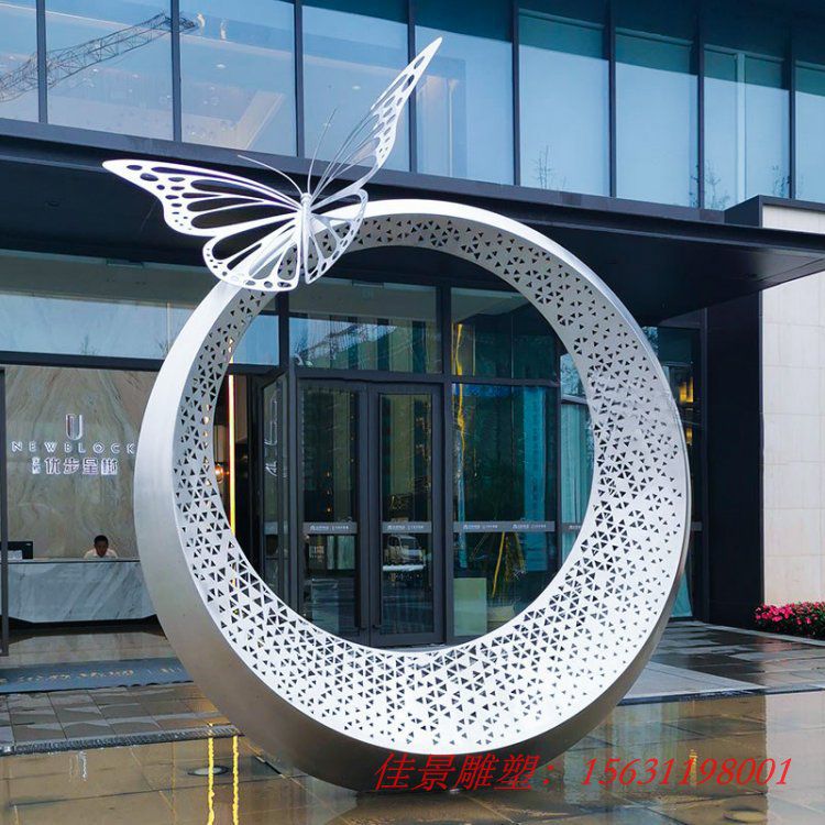 關(guān)于城市中不銹鋼標志雕塑的簡單介紹