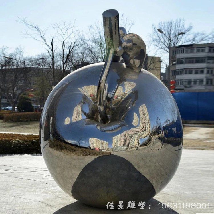 不銹鋼藝術(shù)雕塑是一種生活中的藝術(shù)