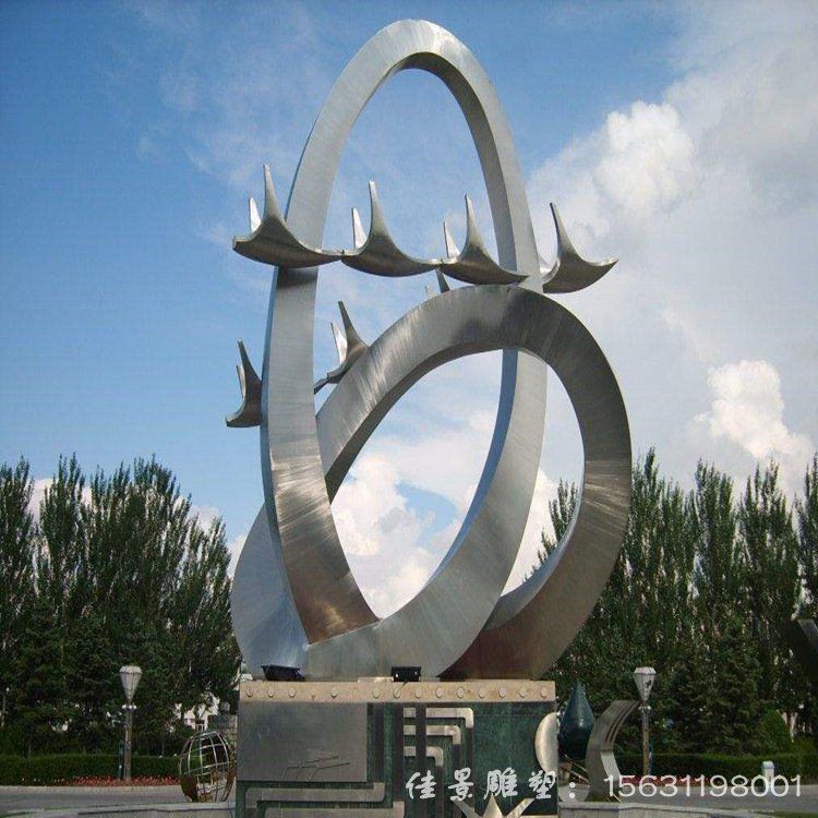定制不銹鋼公園雕塑的廠家建議