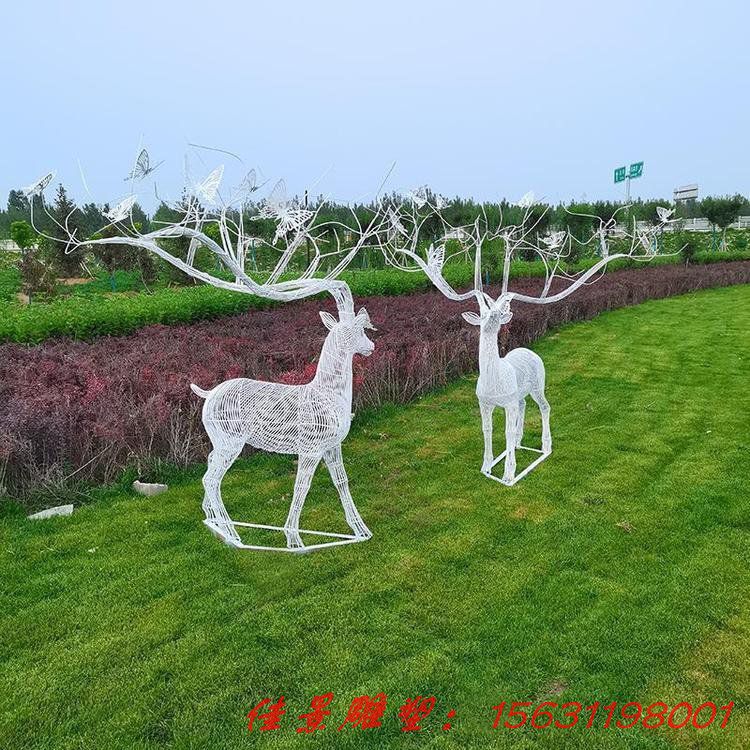 園林 不銹鋼鏤空發(fā)光梅花鹿雕塑 抽象鏡面幾何鹿定制 (5) 園林 不銹鋼鏤空發(fā)光梅花鹿雕塑 抽象鏡面幾何鹿定制 (5)