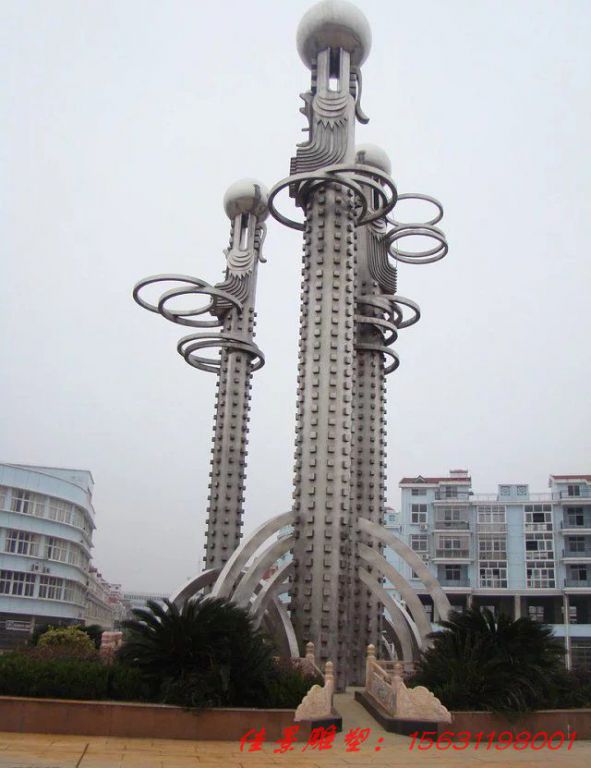 旅游景區(qū)不銹鋼雕塑采用什么尺度比較適合