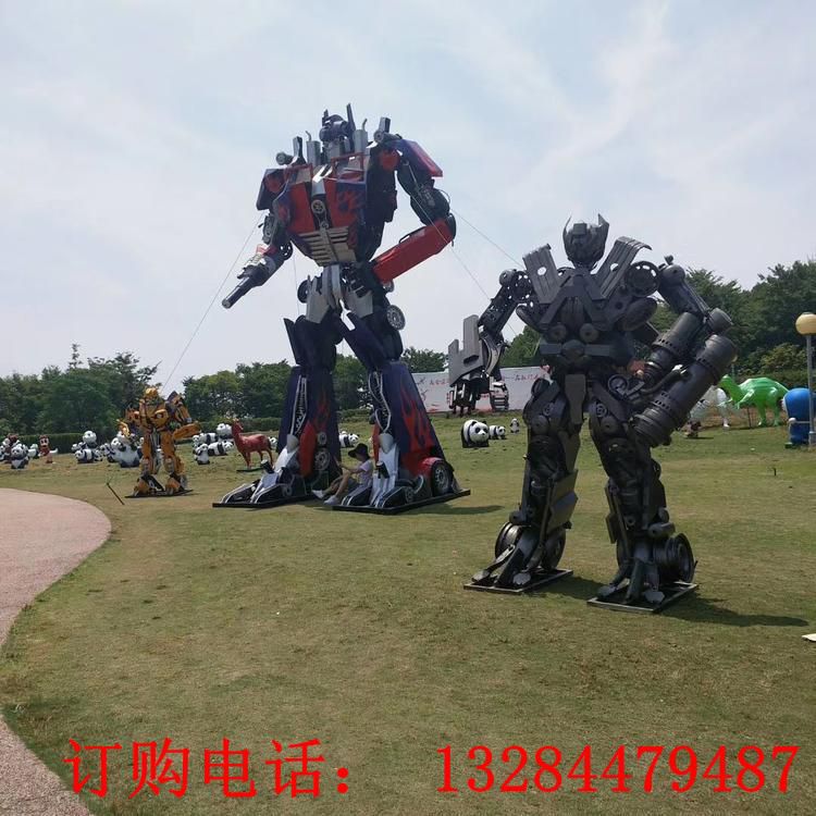 戶外鐵藝大黃蜂人形變形金剛雕塑不銹鋼機(jī)器人金屬裝飾擺件可定制 (2)