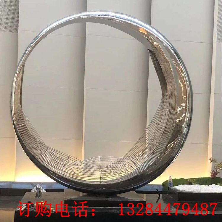 不銹鋼景觀幾何鏡面動(dòng)物藝術(shù)大型鏤空運(yùn)動(dòng)雕塑 (3)
