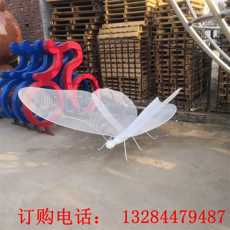 不銹鋼鏡面蝴蝶雕塑 鏤空發(fā)光蝴蝶昆蟲(chóng)公園草坪擺件 (3)