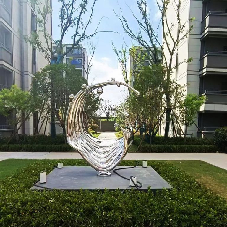 追尋海洋的力量 感受不銹鋼浪花雕塑的獨(dú)特魅力