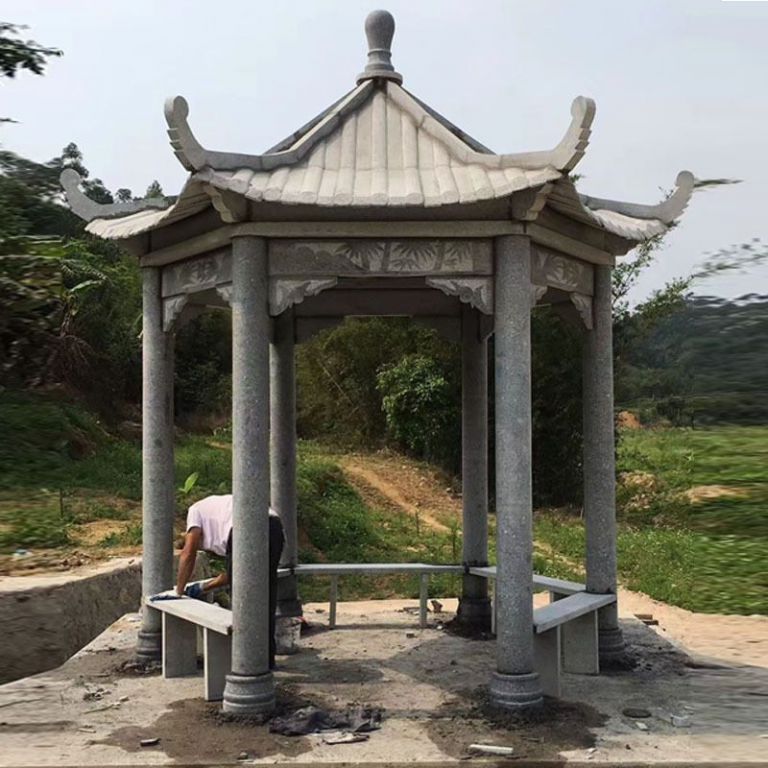八角石雕涼亭是一種具有獨(dú)特魅力的建筑形式