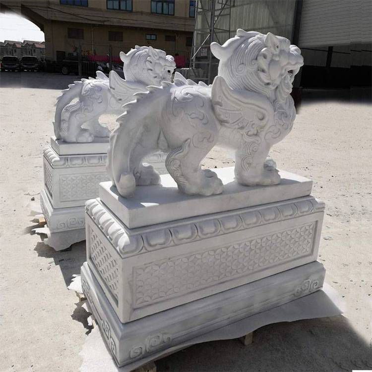 漢白玉的化學穩(wěn)定性在鑒別中的表現(xiàn)是什么
