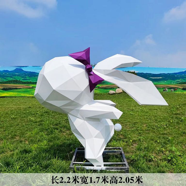 制作幾何兔子雕塑的成本主要包括哪些方面