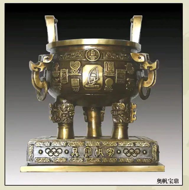 不同材質(zhì)的銅鼎在重量上有何區(qū)別