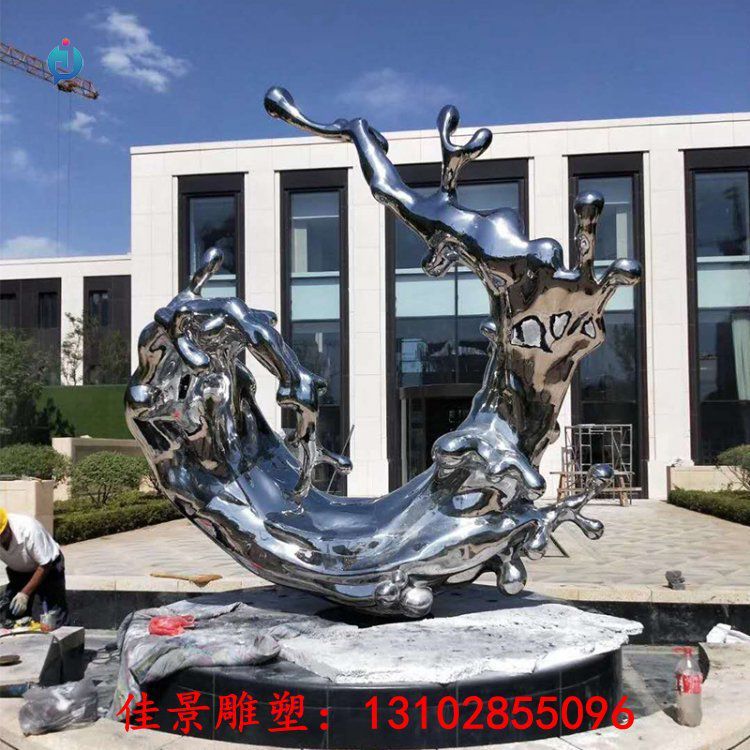 在鏡面雕塑表面進(jìn)行圖案蝕刻或雕刻時(shí)有哪些技術(shù)方法