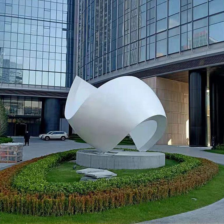 飄帶雕塑對于兒童的成長和教育有什么意義