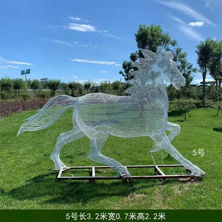 為馬雕塑添加動(dòng)態(tài)效果，能使其更具生命力