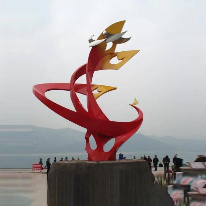不銹鋼鳳凰雕塑在寓意傳達(dá)方面具有獨(dú)特的特點(diǎn)