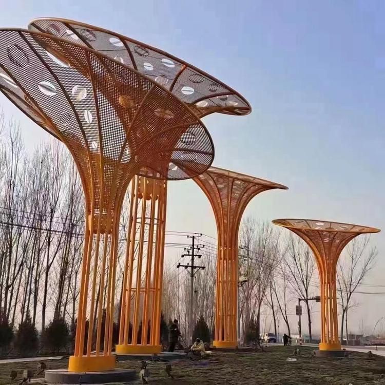 不同年齡段的受眾對不銹鋼鏤空樹雕塑的反饋有何差異