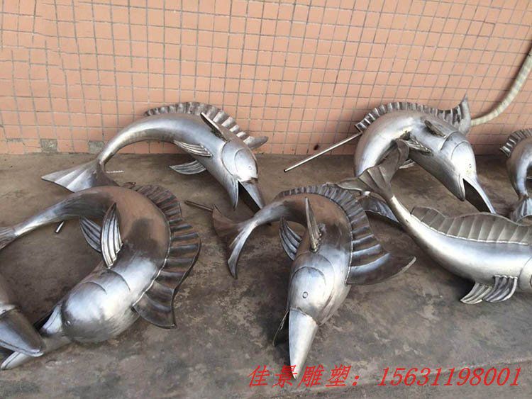 不銹鋼鏡面鯨魚雕塑