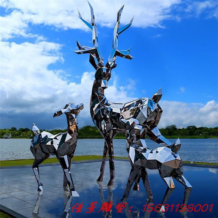 公園鏡面不銹鋼母子梅花鹿雕塑現(xiàn)貨