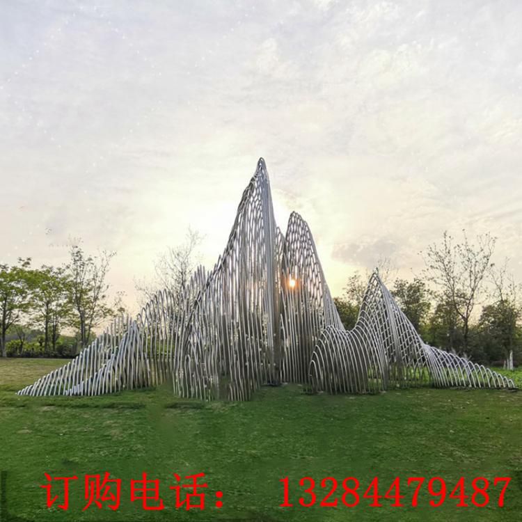 不銹鋼切片假山雕塑