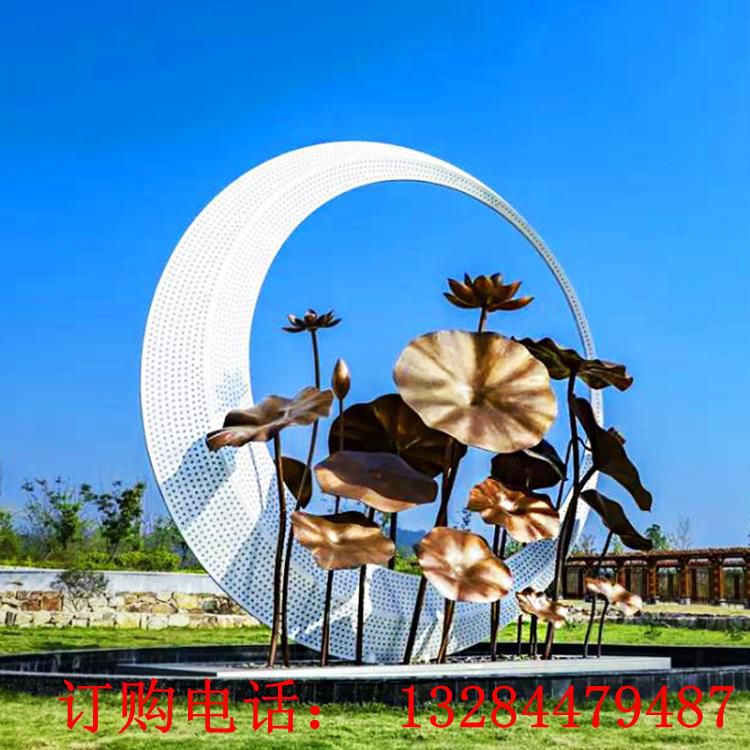 不銹鋼月亮圓環(huán)蓮花組合雕塑