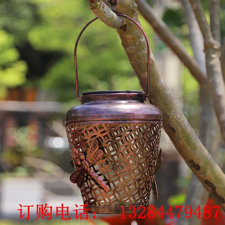 不銹鋼燈籠雕塑