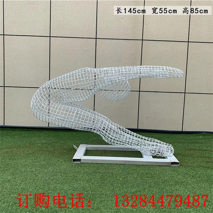 不銹鋼鏤空網(wǎng)格人物跳水雕塑