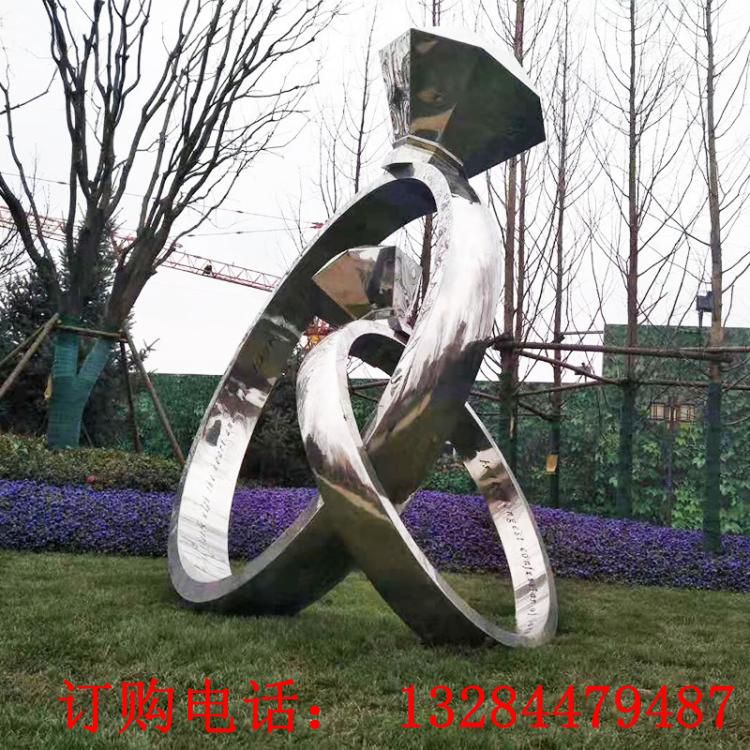 不銹鋼鉆石戒指雕塑