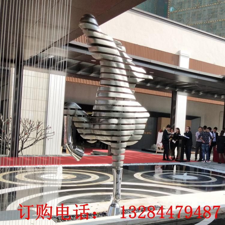 不銹鋼切片半身馬雕塑
