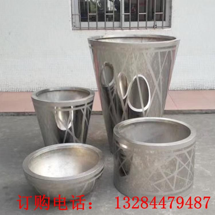 不銹鋼花盆鏡面雕塑