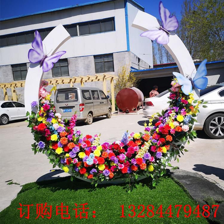 不銹鋼圓環(huán)蝴蝶花雕塑
