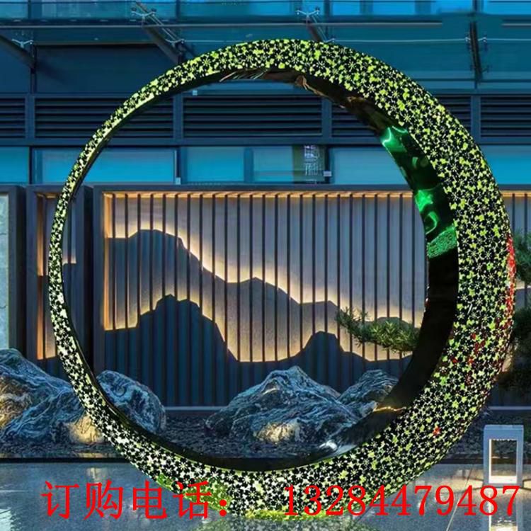 不銹鋼發(fā)光圓環(huán)鏤空雕塑