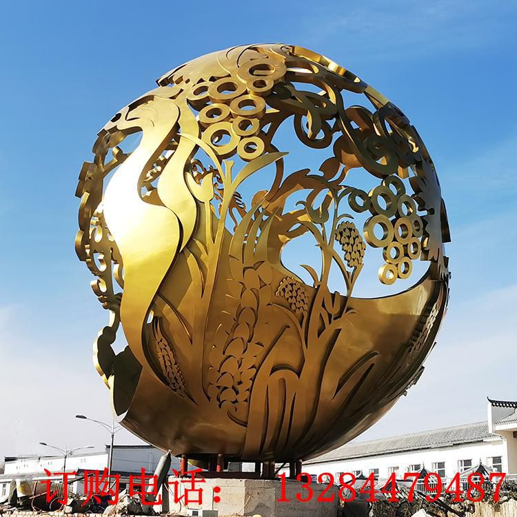 大型不銹鋼樓空圓球雕塑