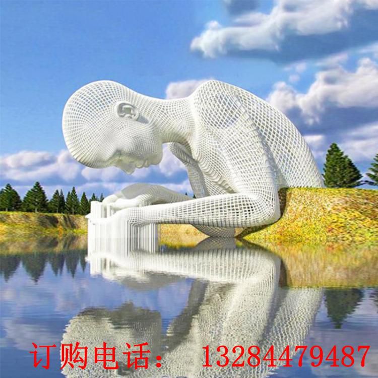 大型不銹鋼鏤空人物水景雕塑