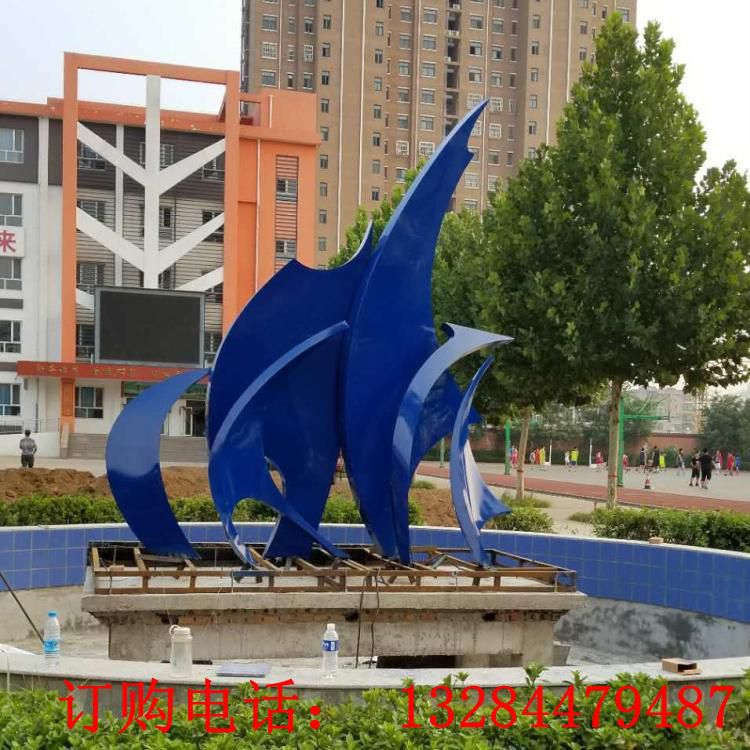 不銹鋼帆船雕塑