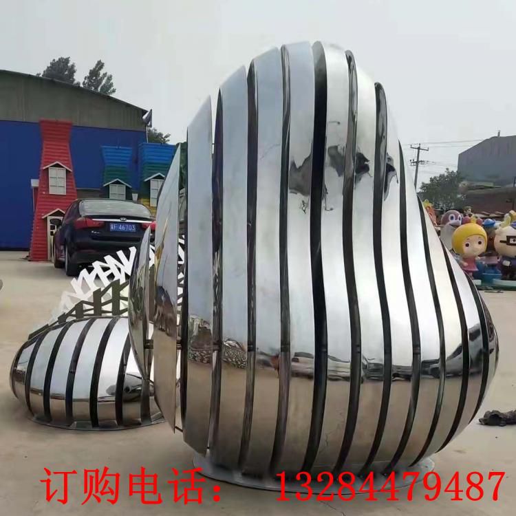 不銹鋼鏡面切片石頭雕塑