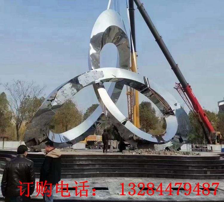 不銹鋼抽象飄帶雕塑
