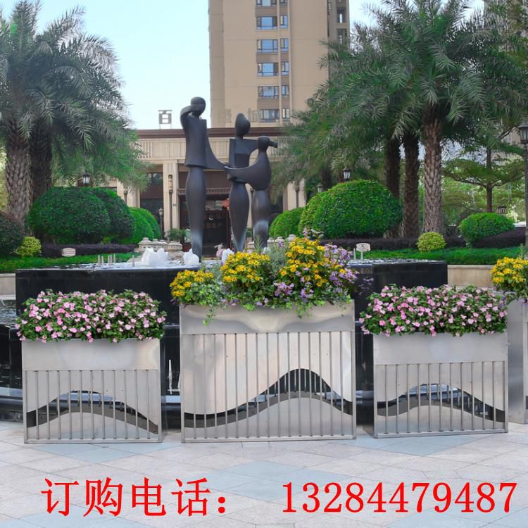 不銹鋼鏡面花盆雕塑