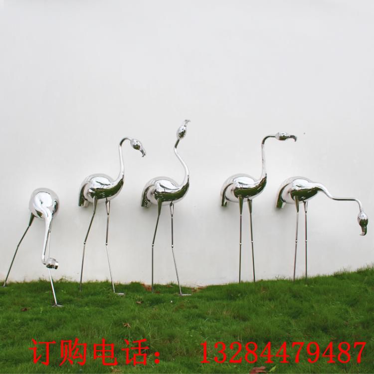 不銹鋼鏡面火烈鳥(niǎo)雕塑