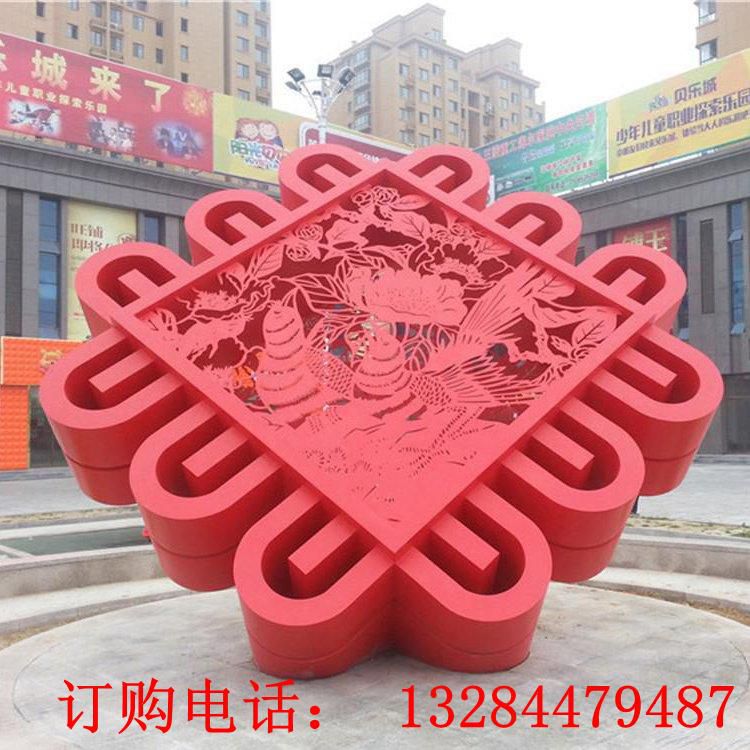 不銹鋼鏤空中國結(jié)剪影雕塑