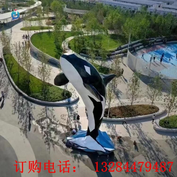 不銹鋼彩繪鯨魚動物雕塑
