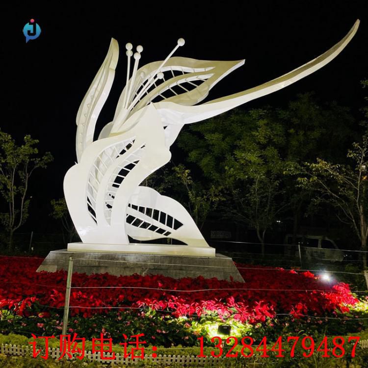不銹鋼抽象花朵公園雕塑