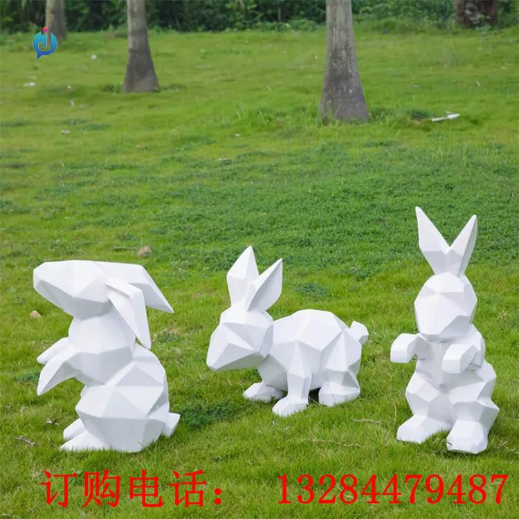 不銹鋼幾何兔子公園雕塑