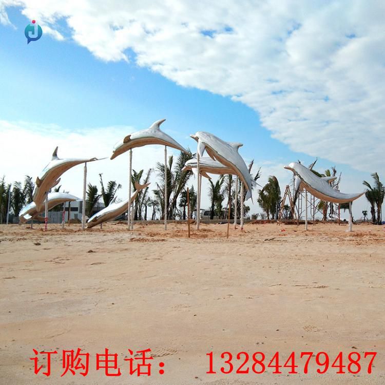 不銹鋼海豚沙灘雕塑