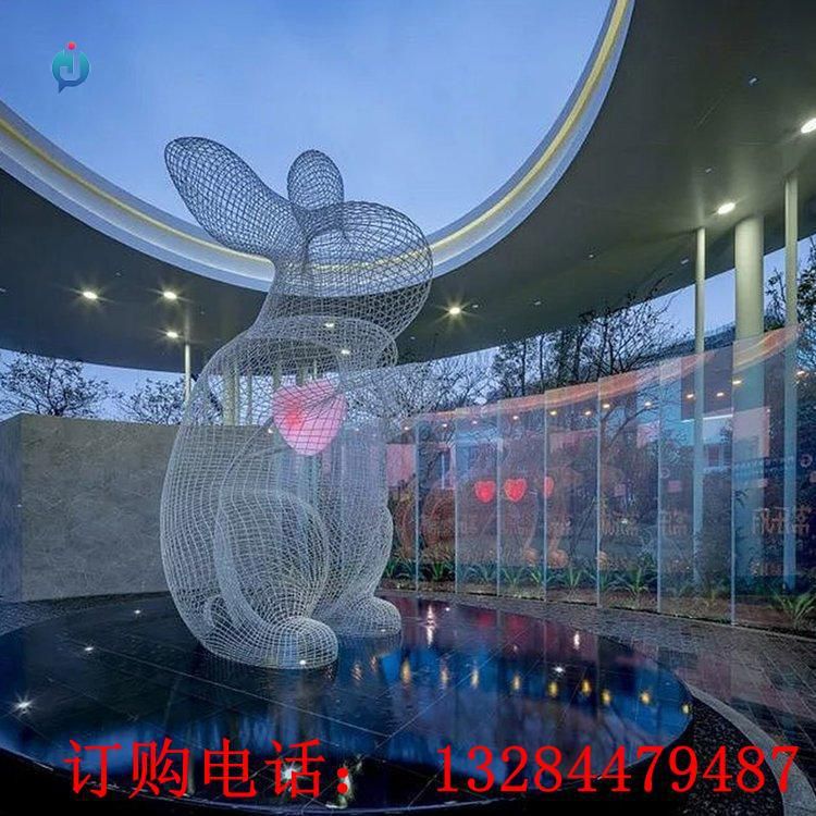 不銹鋼鏤空編織兔子雕塑