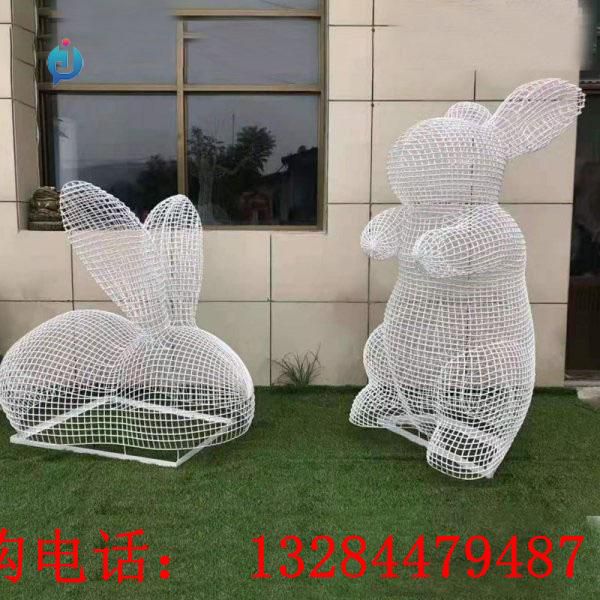 不銹鋼鏤空兔子雕塑