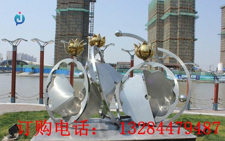 大型不銹鋼蓮花雕塑