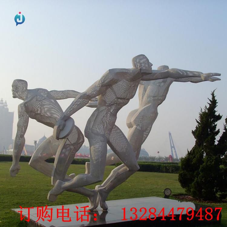 不銹鋼鏤空人物扔飛盤(pán)雕塑