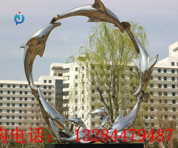 不銹鋼海豚圓環(huán)雕塑