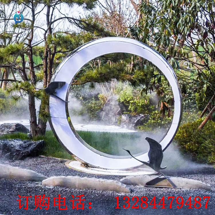 不銹鋼圓環(huán)飛鶴雕塑